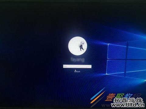 win10开机登录密码输入框要卡很久才会出现怎么办 如何解决